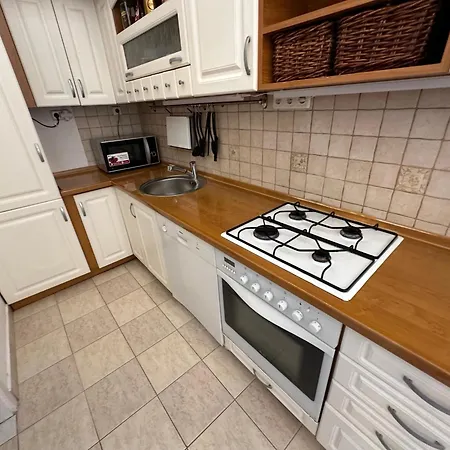 Oktogon Apartment *